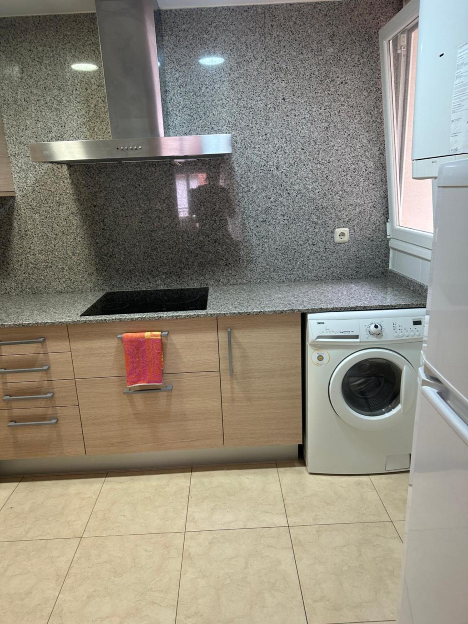 Apartamentos L'아인사 외부 사진